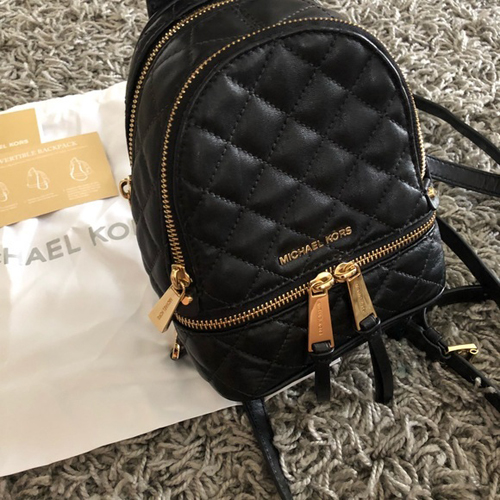 balo hàng hiệu Michael Kors