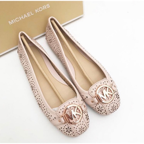 Giày Michael Kors fake