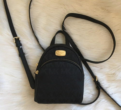 balo hàng hiệu Michael Kors