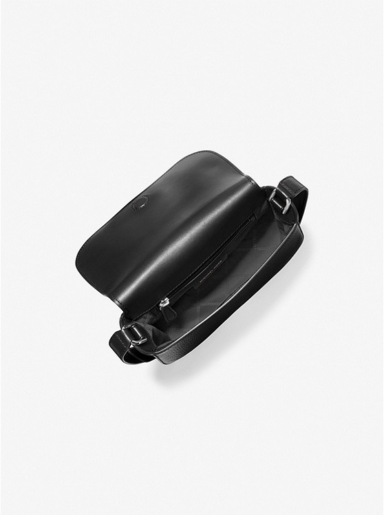 Túi Michael Kors đeo chéo 30T0S1MM1L Samira Small Pebbled Leather Messenger Bag Black