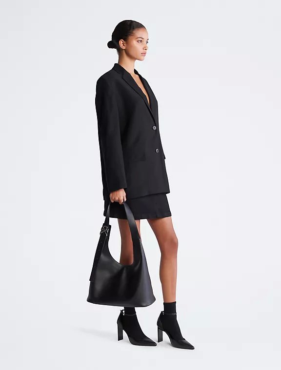 Túi Ck Đeo Vai Màu Đen Archive Hardware Buckle Shoulder Bag