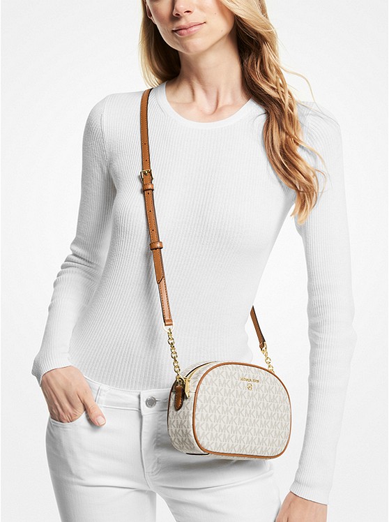 Túi Xách Michael Kors Màu Trắng Đeo Chéo 32F2GT9C0B Jet Set Charm Small Oval Crossbody bag Vanilla