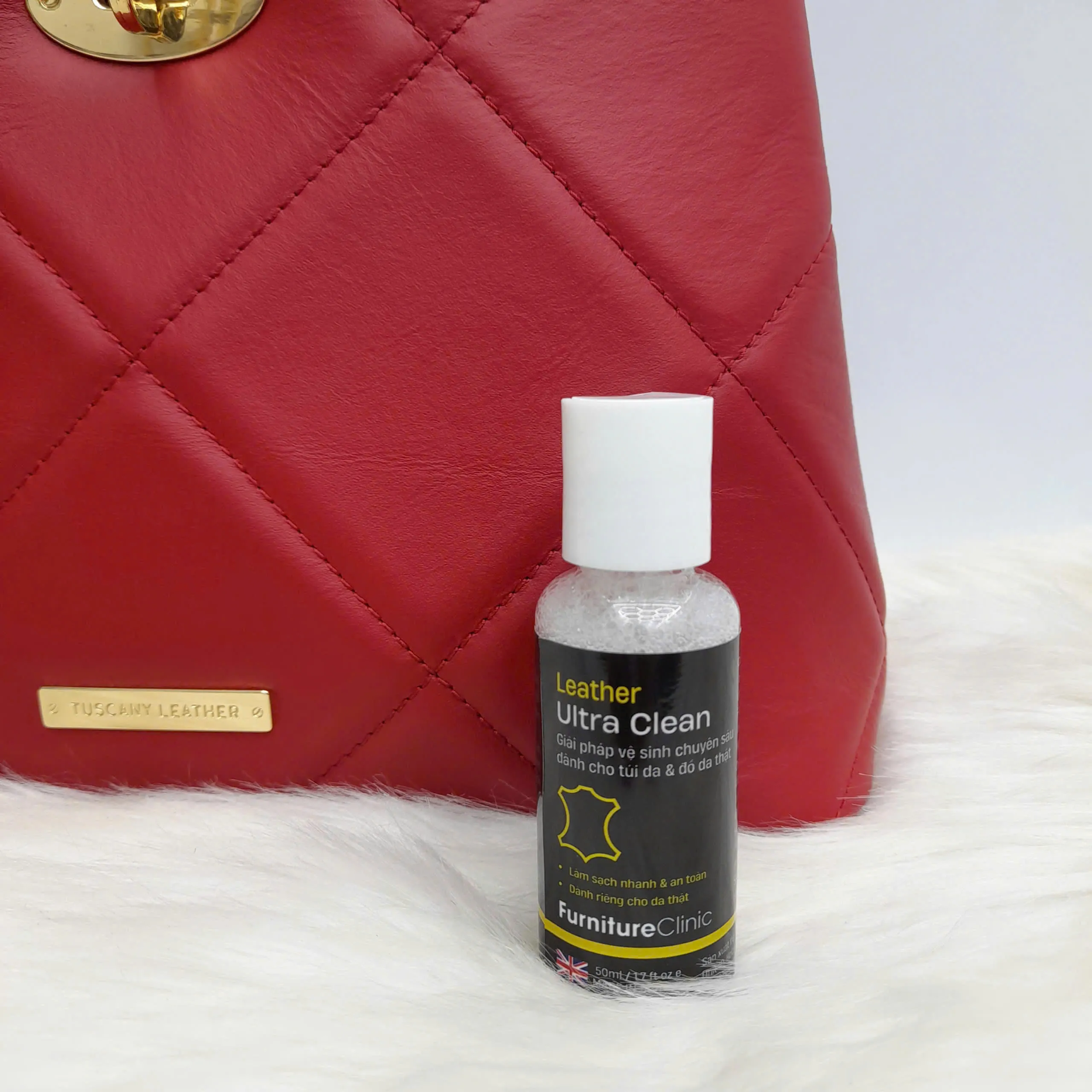 leather_ultra_clean_50ml Chuẩn bị đầy đủ dụng cụ là bước đệm quan trọng để vệ sinh túi an toàn