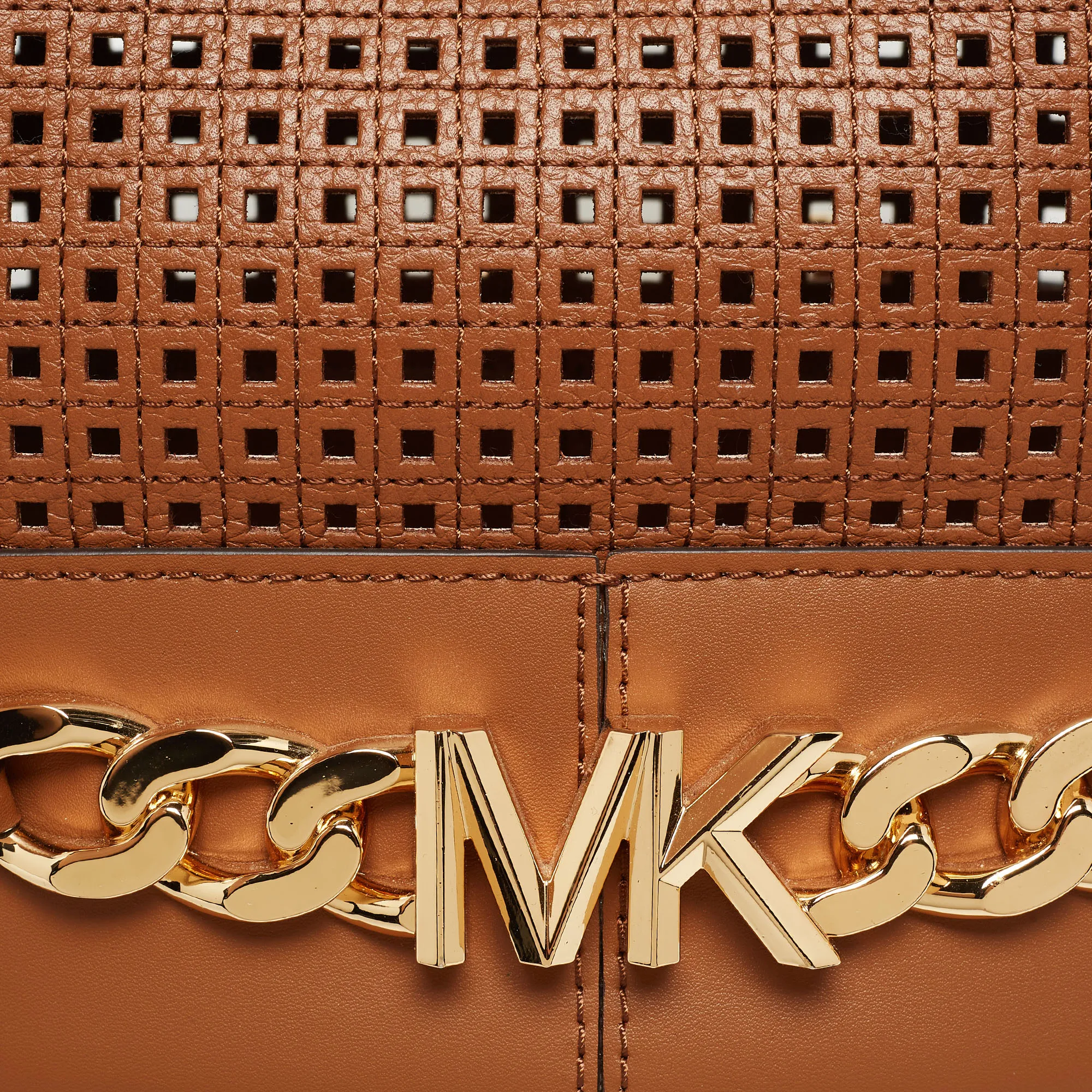 Màu sắc đồng nhất và an toàn là ưu điểm vượt trội của công nghệ nhuộm MK