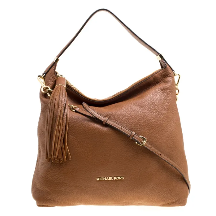 luxury-women-michael-michael-kors-used-handbags-p166614-009 Chi tiết dây tua rua tinh tế tạo nên điểm nhấn đẳng cấp cho các dòng túi xách Michael Kors