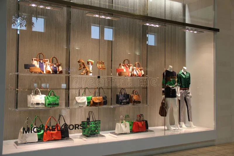 Sự đa dạng về màu sắc là điểm nhấn đặc trưng giúp Michael Kors luôn nổi bật trong mắt khách hàng
