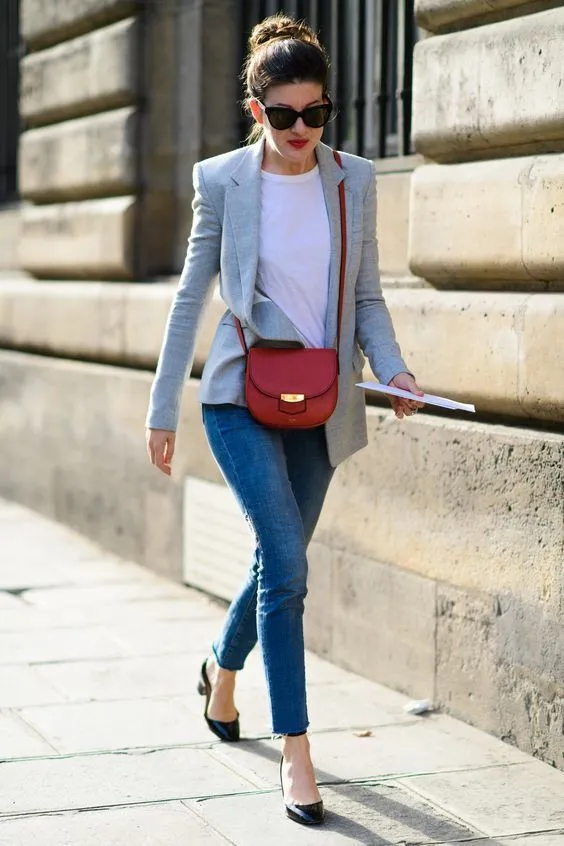 mix-match-cung-tui-deo-cheo Phong cách Street Style đầy lôi cuốn với túi xách mini MK